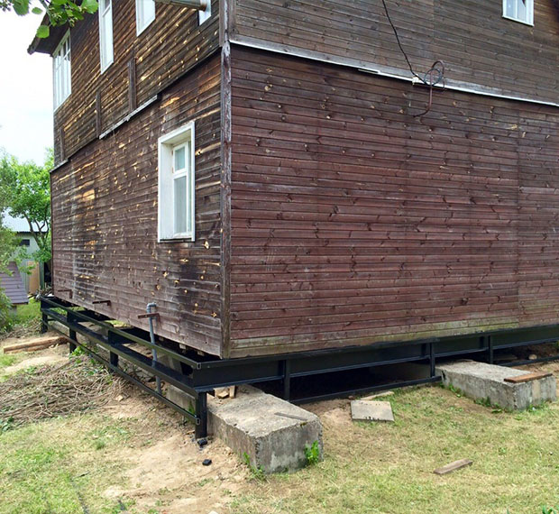 Подъём дома на винтовые сваи под ключ в Нижнем Новгороде